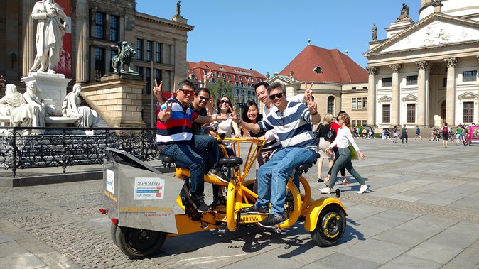 Berlin : Guided Private Sightseeing Tours with Funbikes, Teambikes - Museum Island, Alexanderplatz, and the Berlin Wall