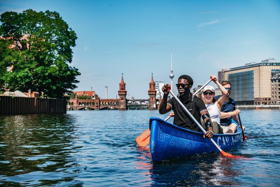 Berlin: Guided Tour by Canoe - Key points at a glance