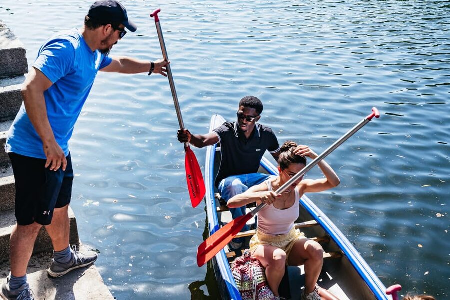 Berlin: Guided Tour by Canoe - Molecule Man and the Oberbaum Bridge