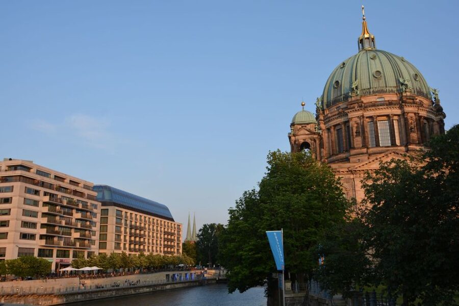 Berlin: Hackesche Höfe Courtyards Walking Tour - What Two Hours Really Gets You