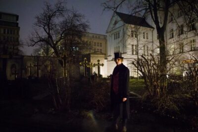 Haunted Guided Live Theatre Tour in German