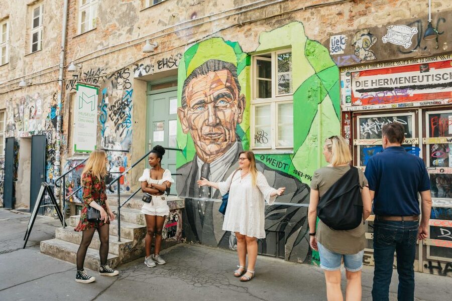 Berlin: Hidden Backyards Guided Walking Tour - Hackesche Höfe: grand courtyards with a different mood