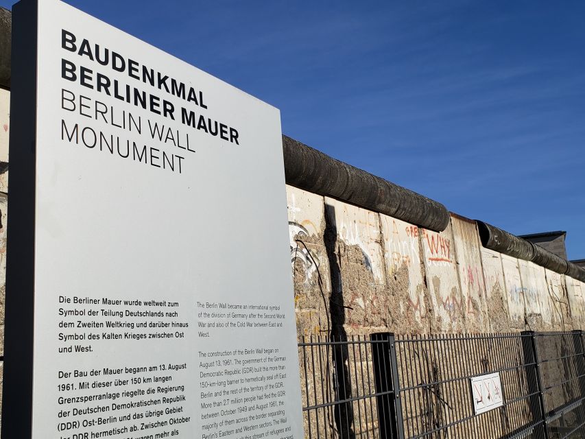 Berlin: Highlights of the City - a Private Bus Tour - Victory Column and Tiergartenviertel