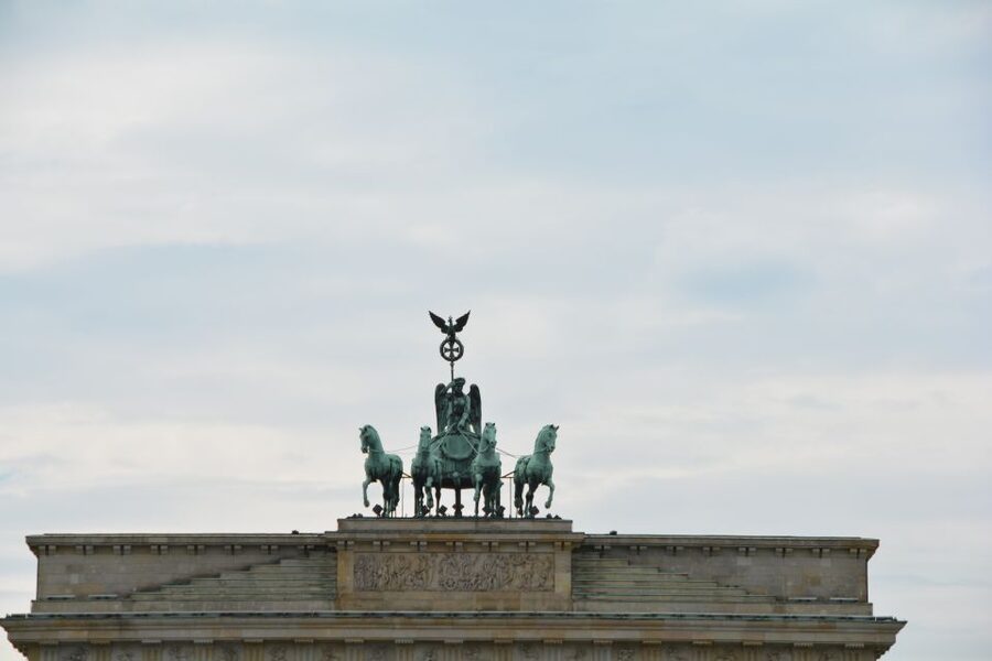 Berlin: Historical Sights & Berlin Wall Tour with a Berliner - The Reichstag and Hotel Adlon along the way