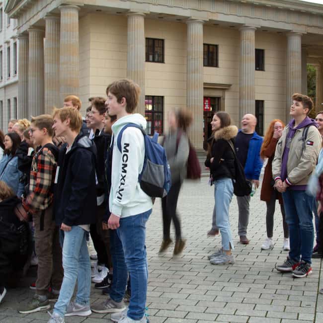 Berlin: History and Sightseeing with Kids (Free for Kids) - Two Hours of Sightseeing Without a Forced Pace