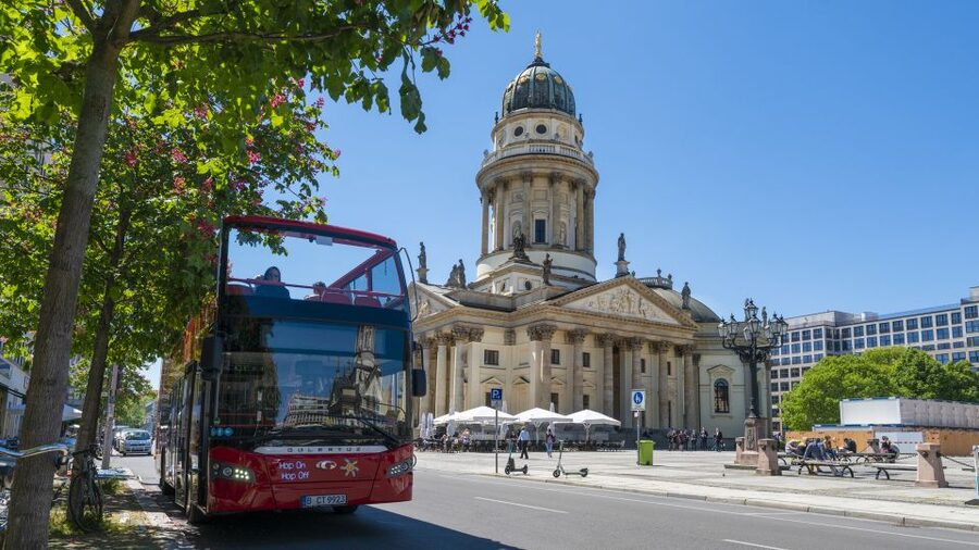 Berlin: Hop-On Hop-Off Bus and Icebar Ticket Combo - Checkpoint Charlie and Berlin’s divided past