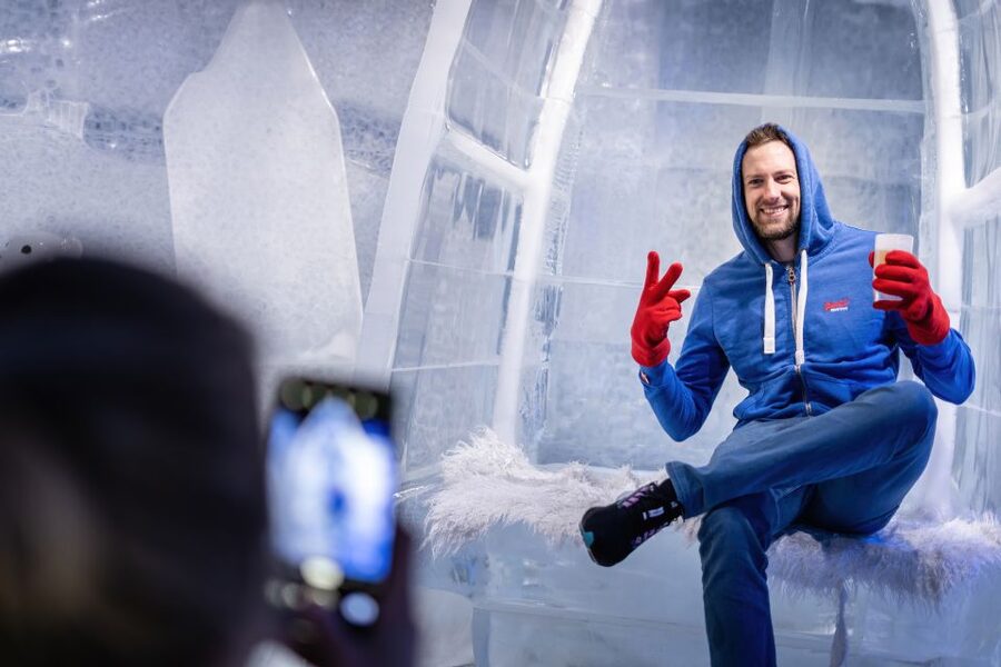 Berlin: Icebar Entrance with Complimentary Drinks - What makes the drinks good value