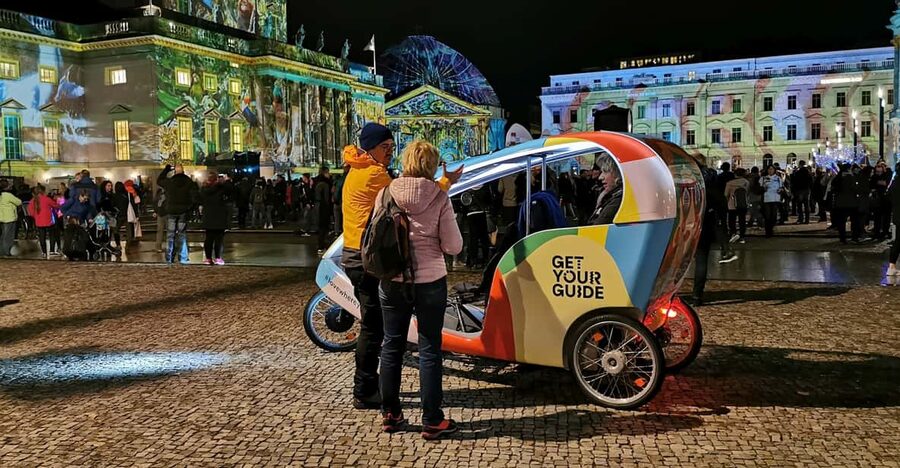Berlin: Illuminated Berlin by Bike Taxi - Comfort, clothing, and what fits onboard