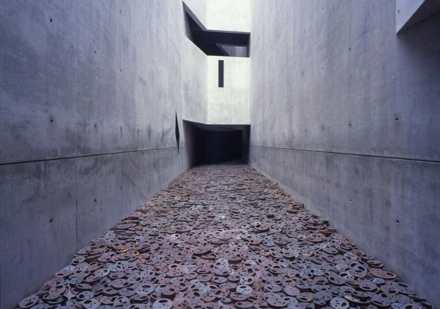 Berlin: Jewish Museum Berlin Entrance Ticket - Daniel Libeskind’s zig-zag building