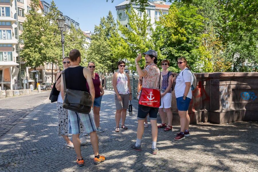 Berlin: Kreuzberg Guided Walking Evening Tour - Why Kreuzberg works so well for an evening walk