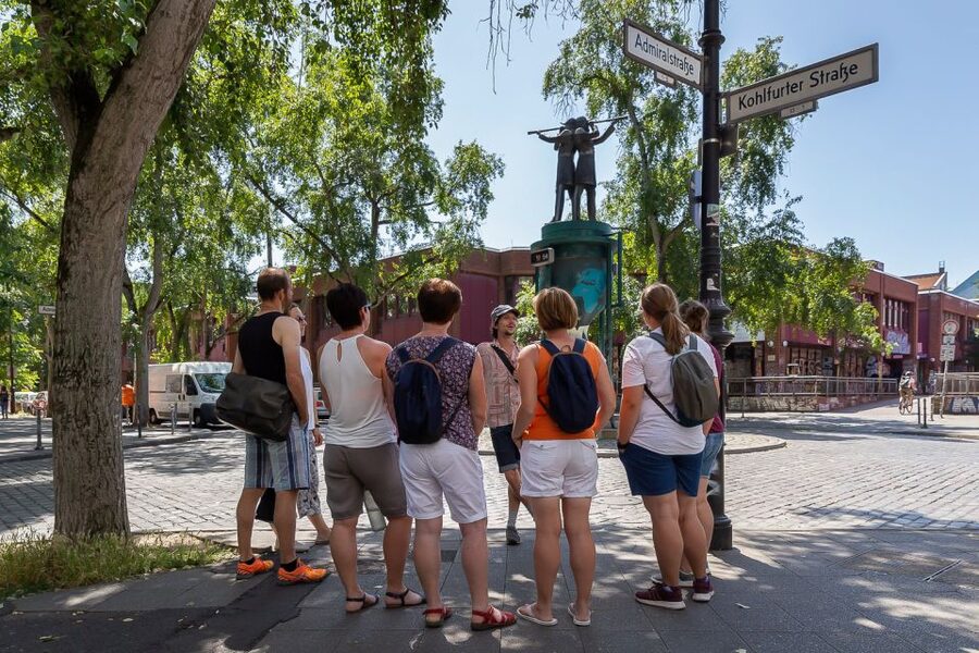 Berlin: Kreuzberg Guided Walking Evening Tour - How much walking and how much storytelling?