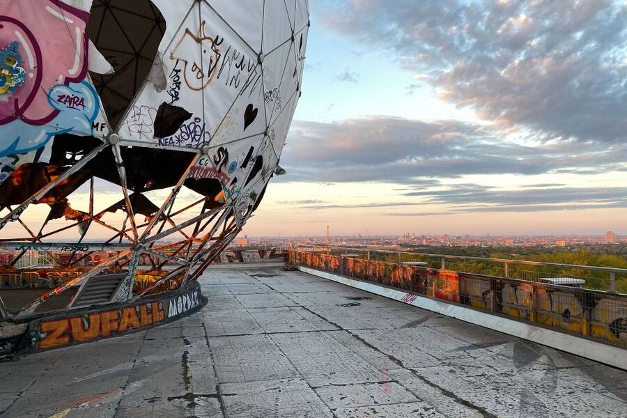 Berlin: Listening Station Teufelsberg Tour with Transfer - Key details before you book