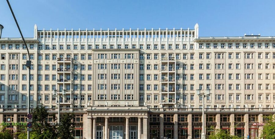 Berlin: Muro,Guerra Fría y Museo de la Stasi - Bernauer Strasse and the human story