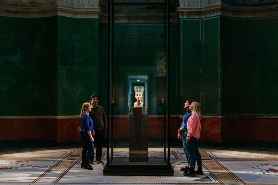 Berlin: Neues Museum Entry Ticket - The restored building is part of the exhibition