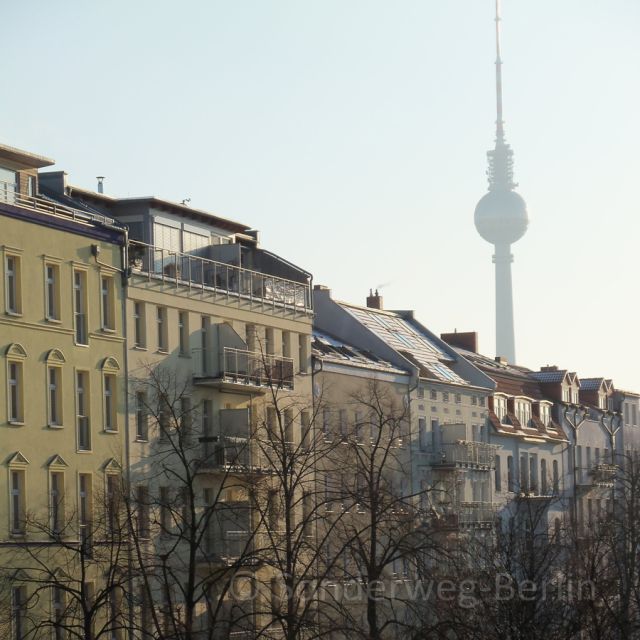 Berlin: Prenzlauer Berg District Guided Walking Tour - The Jewish Cemetery on Schönhauser Allee