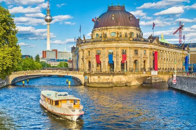 Berlin Private Custom Tour with a Local: Highlights & Hidden Gems - Why a private Berlin tour can be worth the price