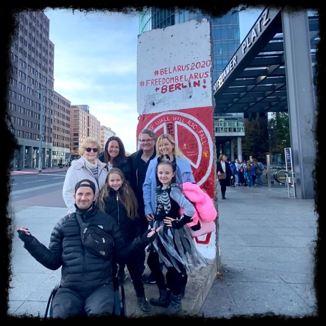 Berlin: Private Custom Tour with a Local – Icons & Gems - Food markets and craft beer without a fixed menu