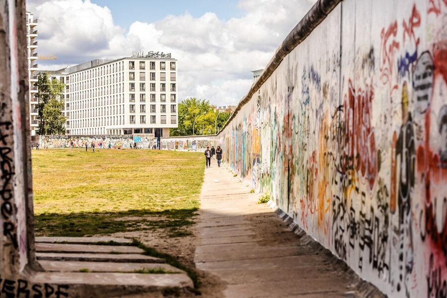 Berlin: Private Custom Tour with a Local – Icons & Gems - How personal is the guide service?