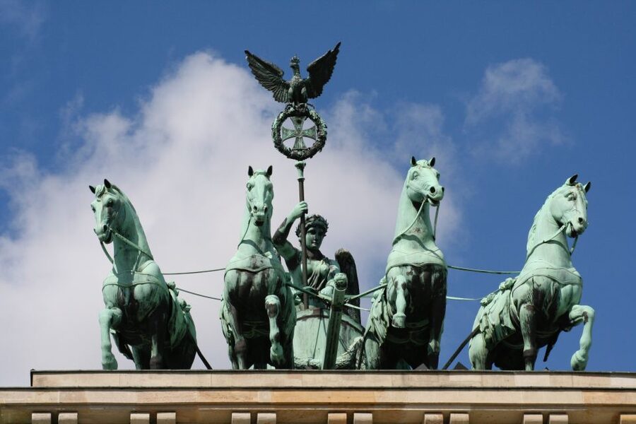Berlin: Private Guided Tour of the Main Sights - Why a private car works well in Berlin