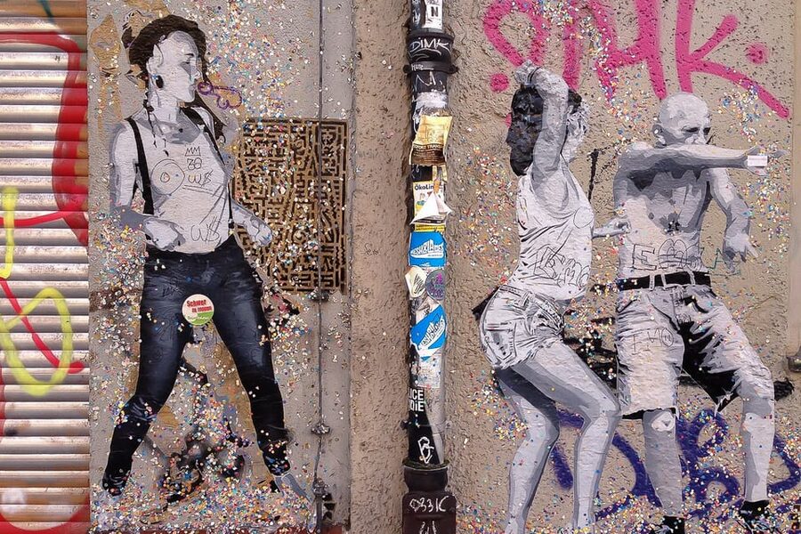 Berlin: Private Kreuzberg Street Art Walking Tour - The political side of Berlin’s walls