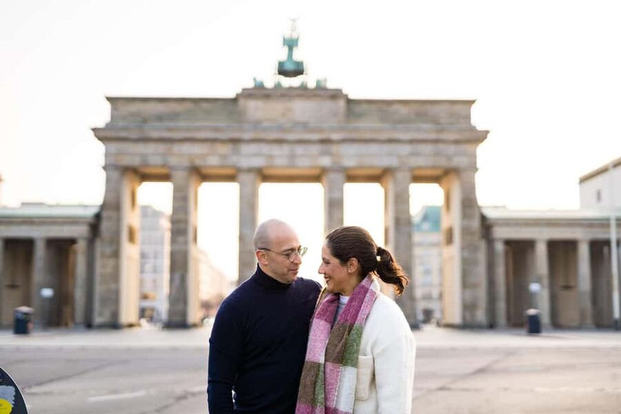 Berlin: Private Photo Session with Professional Photographer - Berlin Cathedral and Humboldt Promenade