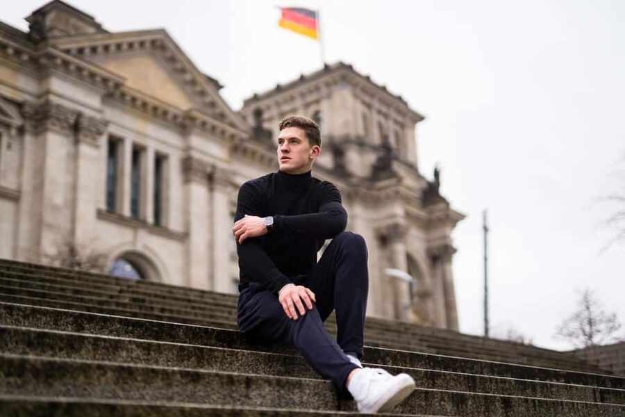 Berlin: Private Photo Session with Professional Photographer - What the Photographer Adds