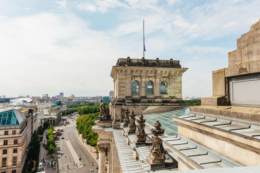 Berlin: Rooftop Breakfast at Käfer Restaurant Reichstag - Dietary needs and who will enjoy this most