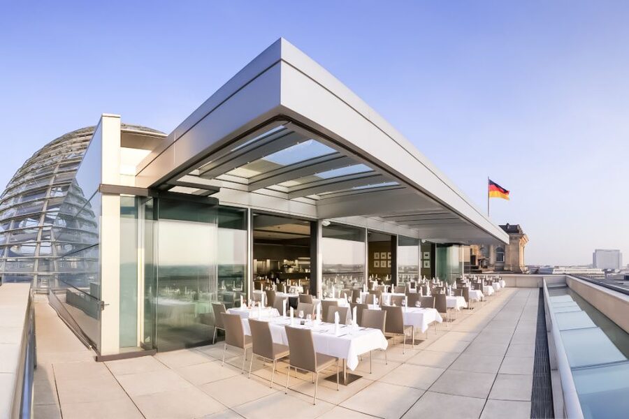 Berlin: Rooftop Dinner at the Käfer Restaurant Reichstag - The view is part of the price