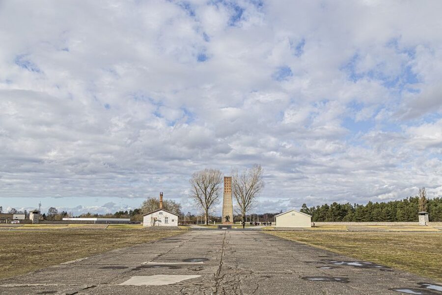 Berlin: Sachsenhausen Concentration Camp Memorial Tour - What five hours really means