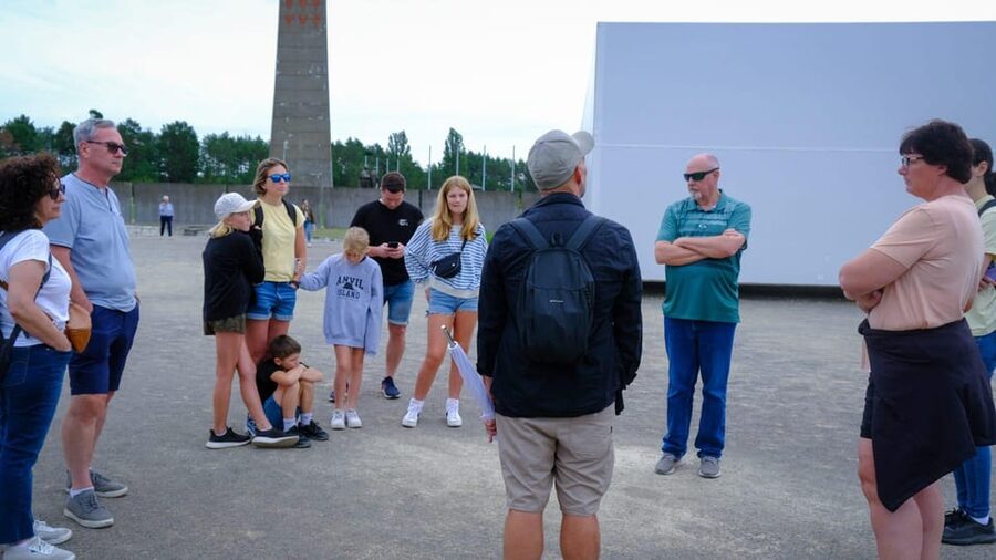 Berlin: Sachsenhausen Concentration Camp Museum Tour - Stories of suffering, resistance, and remembrance