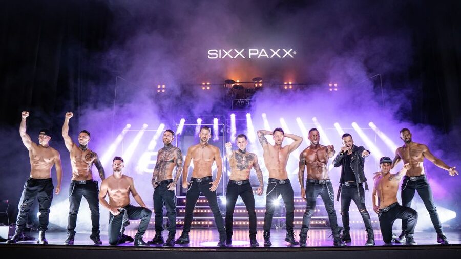 Berlin: SIXX PAXX Theater Show - Audience Interaction: The Fun and the Fine Print