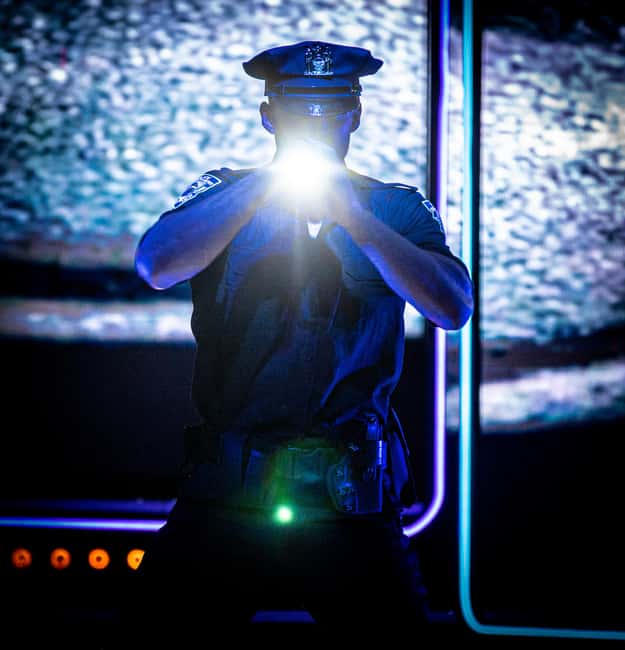 Berlin: SIXX PAXX Theater Show - Who Will Enjoy This Berlin Show Most?