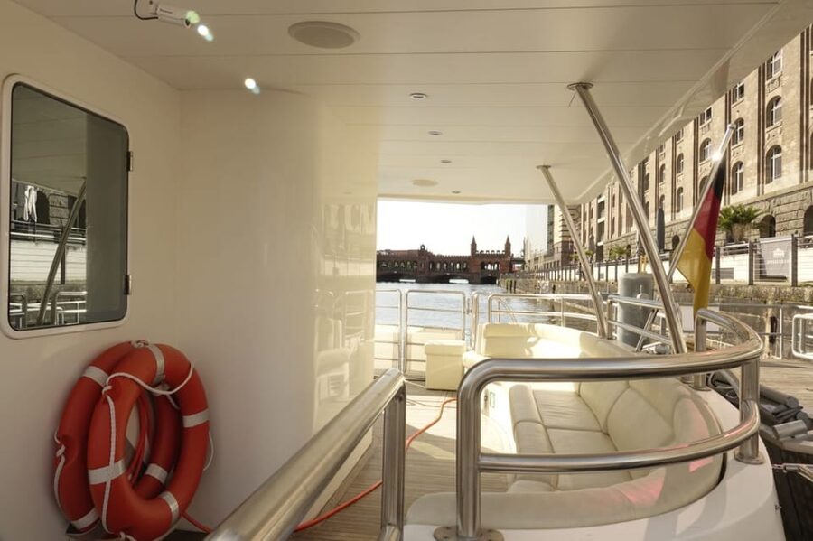 Berlin: Solar Powered Sunset Catamaran Cruise & Audio Guide - Reichstag, Chancellery, and the government district