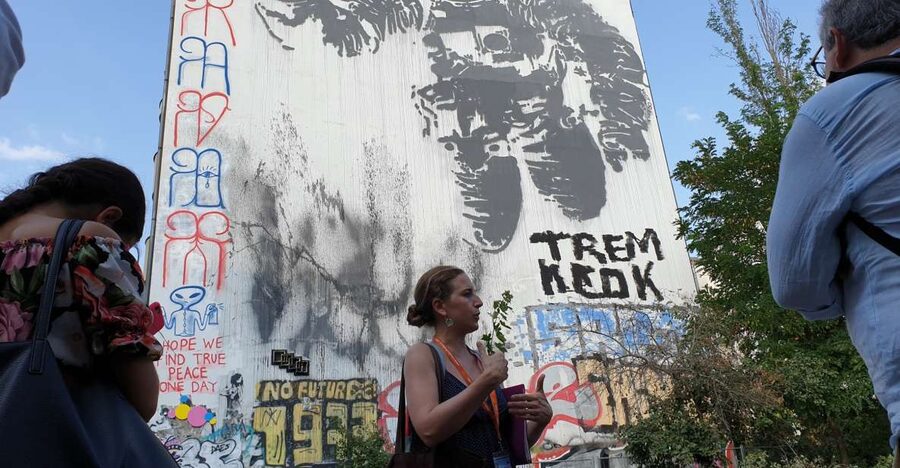 Berlin: Street Art and Alternative Tour - The East Side Gallery and the surviving Wall