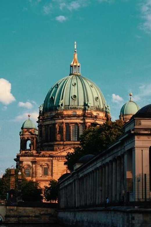Berlin: Third Reich & Cold War Walking Tour - Who will get the most from this walk