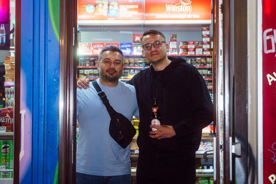 Berlin: Underground Party Tour - Tresensport at the pub