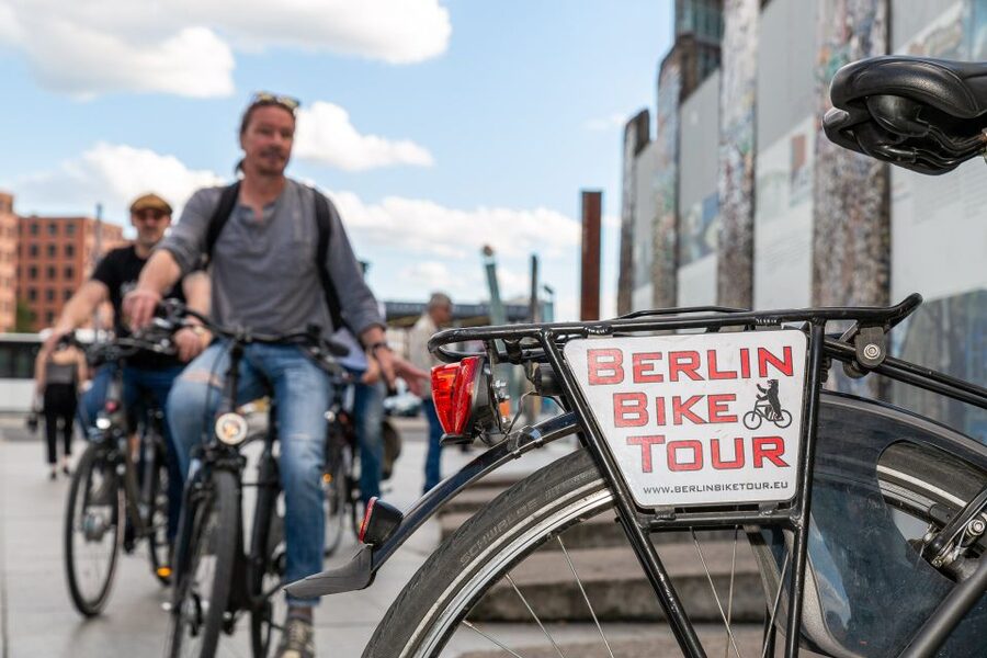 Berlin Wall History Small Group Cycling Tour - Bornholmer Straße and Mauerpark