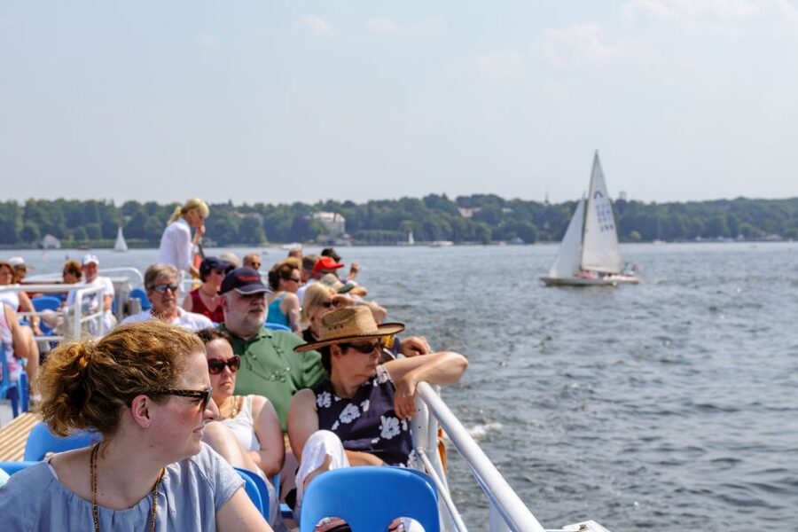 Berlin: World Heritage Cruise to Potsdam - What it is like onboard