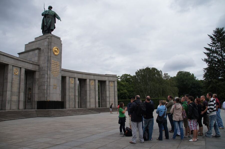 Berlín y el Nacionalsocialismo. Group Tour in Spanish - Italia, Japón y el eje Berlín, Roma y Tokio
