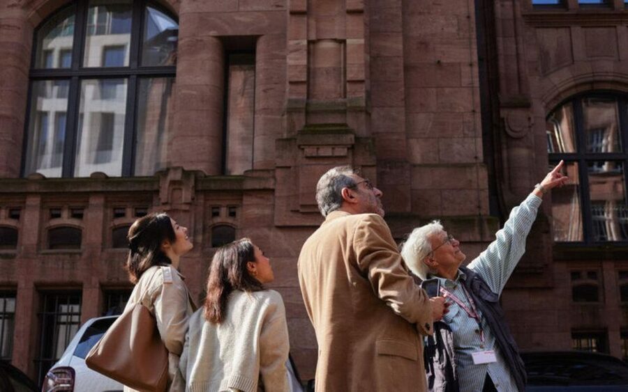 Best of Düsseldorf – The Highlight-Tour - Meeting at Visit Düsseldorf on Rheinstraße