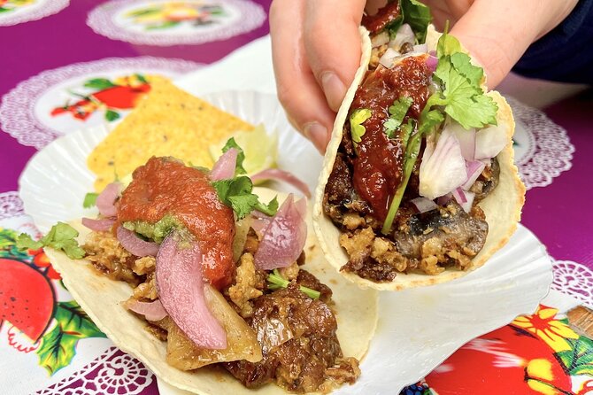 Beyond Currywurst: Berlin’s Hidden Street Food & Culture Tour - The food stops: flatbreads, tacos, and Berlin flavor