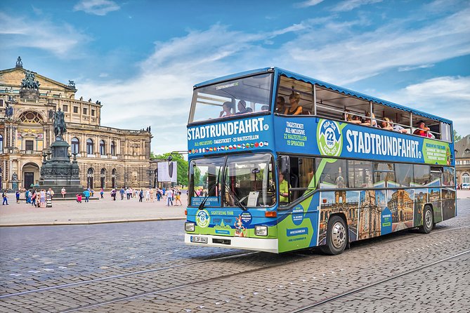 Big city tour hop on hop off 22 stops - Starting near Postplatz and the Zwinger