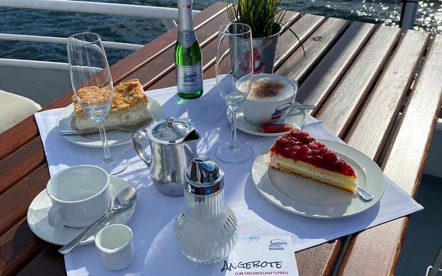 Biggesee: Boat Tour with All-inclusive cake buffet - Why this Biggesee cruise works so well