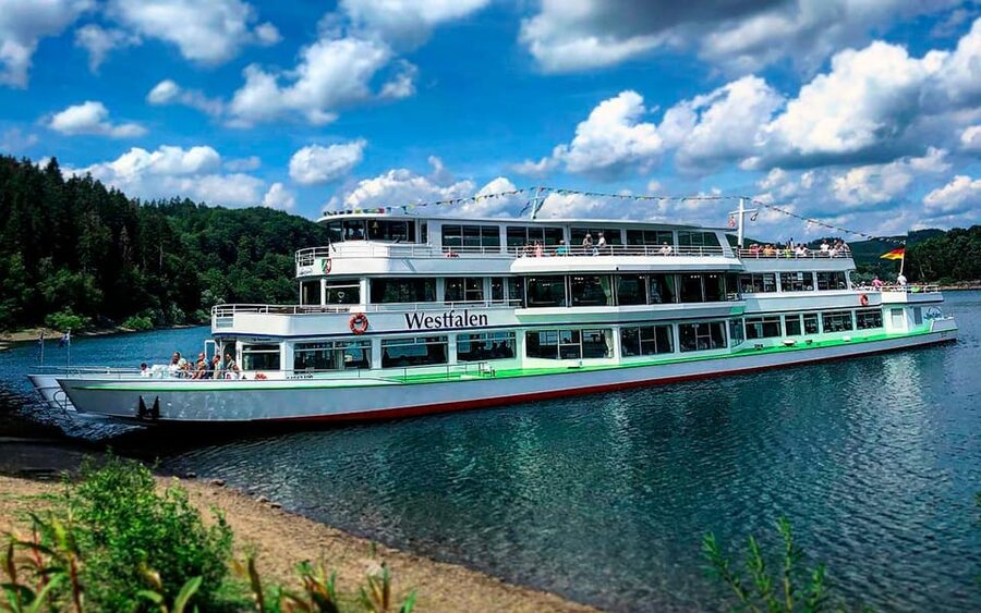 Biggesee: XXL Boat Ride with All-Inclusive Brunch Buffet - Setting out from Sondern Talbrücke