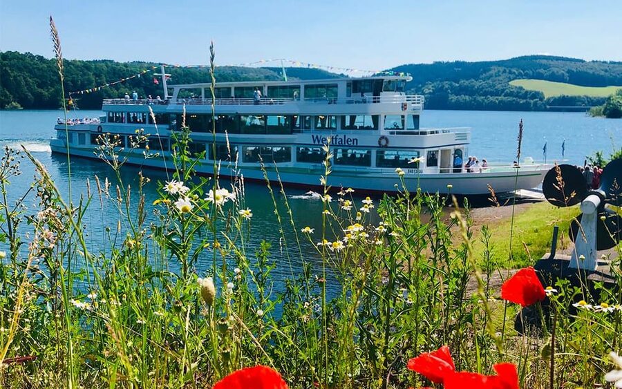 Biggesee: XXL Boat Ride with All-Inclusive Brunch Buffet - Biggesee views from a very large electric ship