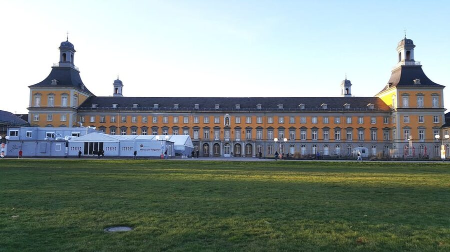 Bonn: Private City Highlights Walking Tour - Bonn Minster and the city’s central square