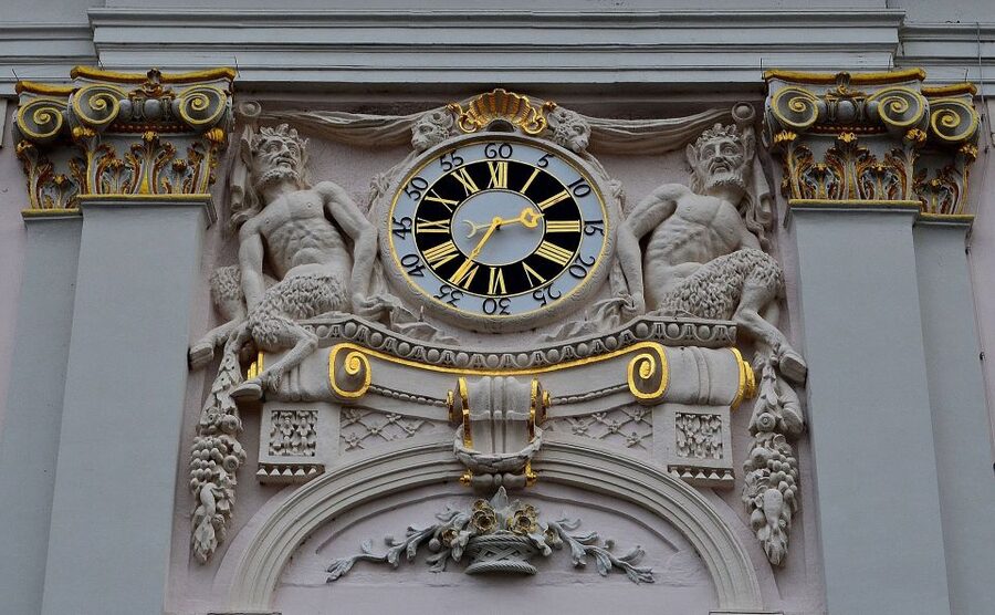 Bonn: Private Guided Walking Tour - The Electoral Palace and Bonn’s Elector era