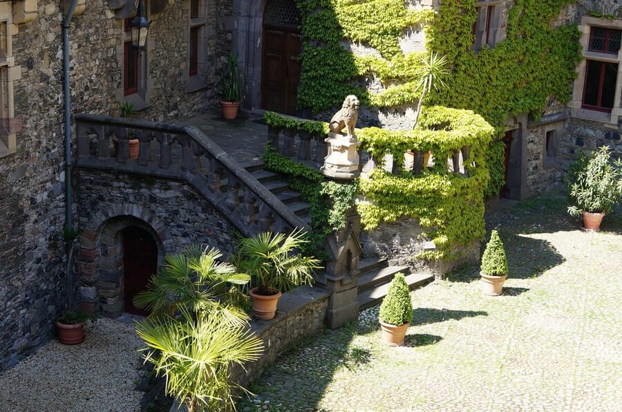 Braunfels: Guided Tour of the Fairytale Castle Braunfels - Ending at Kanonenplatz