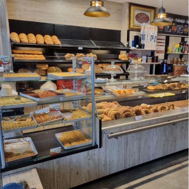 Braunschweig: Guided Walking Tour with Food Tastings - Key points at a glance