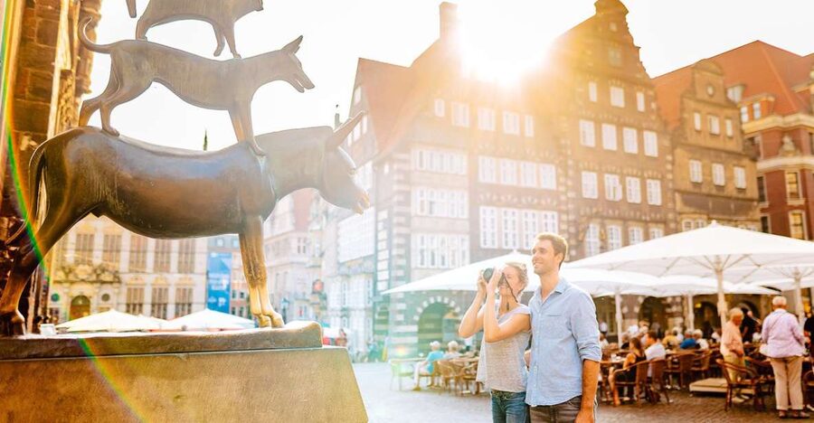 Bremen: City Center Guided Walking Tour - Key points at a glance